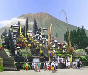Kintamani Volcano & Besakih Temple Tour from https://www.balibreezetours.com, Mother Temple, Mount Agung, The Biggest Tenple, Karangasem Regency, Bali Attraction, Bali Breeze Tours