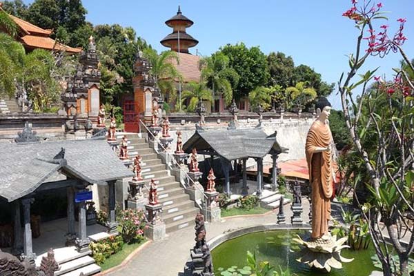 Brahma Vihara Arama Temple, Kuil Buddha Brahma Vihara Arama, Buddhist Monastery and Mini Borobudur in North Bali, Brahmavihara-Arama, Bali Cycling Tours from https://www.balibreezetours.com , Ubud Bike Tour, eBikes Bali Tours, Ubud eBikes Tour, Ubud Bicycle Tour, Bali Cycling Tours, Ubud Cycling Tours, Bali Bike Tours, Cycling Tours, Ubud Bike Tours, Cycle Tours, Bicycle Tours, Mountain Bike Ride from https://www.balibreezetours.com , Bali Bike Tour, Bali Cycle Tour, Bali Bicycle Tour, Kintamani Downhill Mountain Biking Tour, Mountain Biking, Bali Breeze Tours Company, Promo Ubud Bike Packages Tours, Book Now, 100% Owned and Proudly Operated, Local Balinese People, Bali Breeze Tours