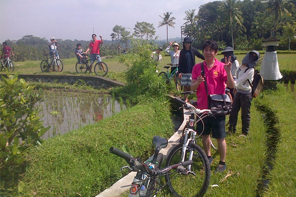 Ubud Half Day Cycling Tour, Bali Rafting Tour, Ubud Ayung River White Water Rafting, Bali Cycling Tours from https://www.balibreezetours.com , Bali Bike Tour, Bali Cycle Tour, Bali Bicycle Tour, Bali Mountain Biking Tour, Ubud Cycling Tour, Bali Rafting Tour from https://www.balibreezetours.com, Ayung River, White Water Rafting,   Telaga Waja River, Adventure, Activities, Ubud Rafting, Beautiful Scenery, Bali Attraction, Bali Breeze Tours