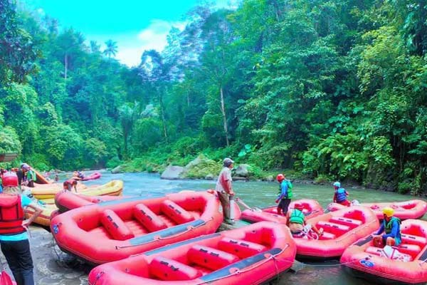 Bali Rafting River Tour, White Water Rafting at Ayung River, The Best Rafting in Ubud, Bali Rafting Tour, Ubud Rafting River Tour, from https://www.balibreezetours.com , Start point, Bali Adventure, Bali Activity,  Ubud Activity, Telaga Waja River Rafting, More Fun, Amazing Adventures in Bali, Promo Packages Tours, Book Now, 100% Owned and Proudly Operated, Local Balinese People, Bali Breeze Tours