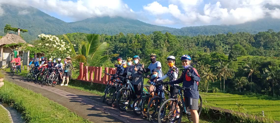 Bali Cycling Tours from https://www.balibreezetours.com , Bali Bike Tour, Bali Cycle Tour, Bali Bicycle Tour, Bali Mountain Biking Tour, Ubud Cycling Tour, Start Point at Jatiluwih, Unesco Rice Terrace, Cycling Tour, Tabanan Regency, Twin Mountan, Bali Adventure, Bali Activity, More Fun, Amazing Adventures in Bali, Promo Packages Tours, Book Now, 100% Owned and Proudly Operated, Local Balinese People, Bali Breeze Tours