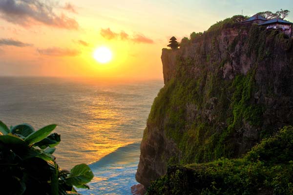 Bali Uluwatu Temple, Kecak And Fire Dance, Half Day Bali Beach Tour, Uluwatu Temple Sunset & Kecak Fire Dance, The Amazing Sunset at Uluwatu Temple, Holiday In Bali, Uluwatu Temple & Rock Cliff Temple, Uluwatu Temple Sunset and Kecak Fire Dance Tour from https://www.balibreezetours.com , Bali Shopping Tours, Activity, More Fun, Amazing Adventures in Bali, Promo Packages Tours, Book Now, 100% Owned and Proudly Operated, Local Balinese People, Bali Breeze Tours